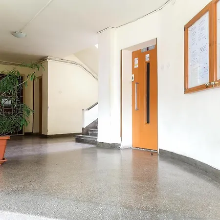 Apartment Bright & Stylish Family Steps To Old Town Bucharest